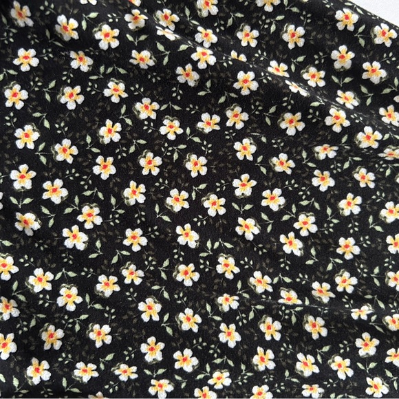 Urban outfitter black floral romper - Picture 6 of 6